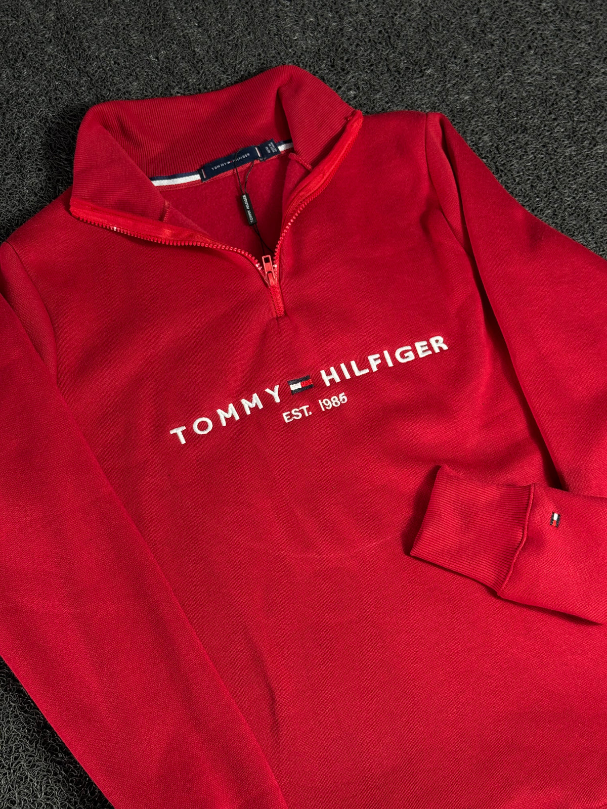 Moletom Tommy Hilfiger Quarter Zip Masculino Vermelha — Conforto e Estilo