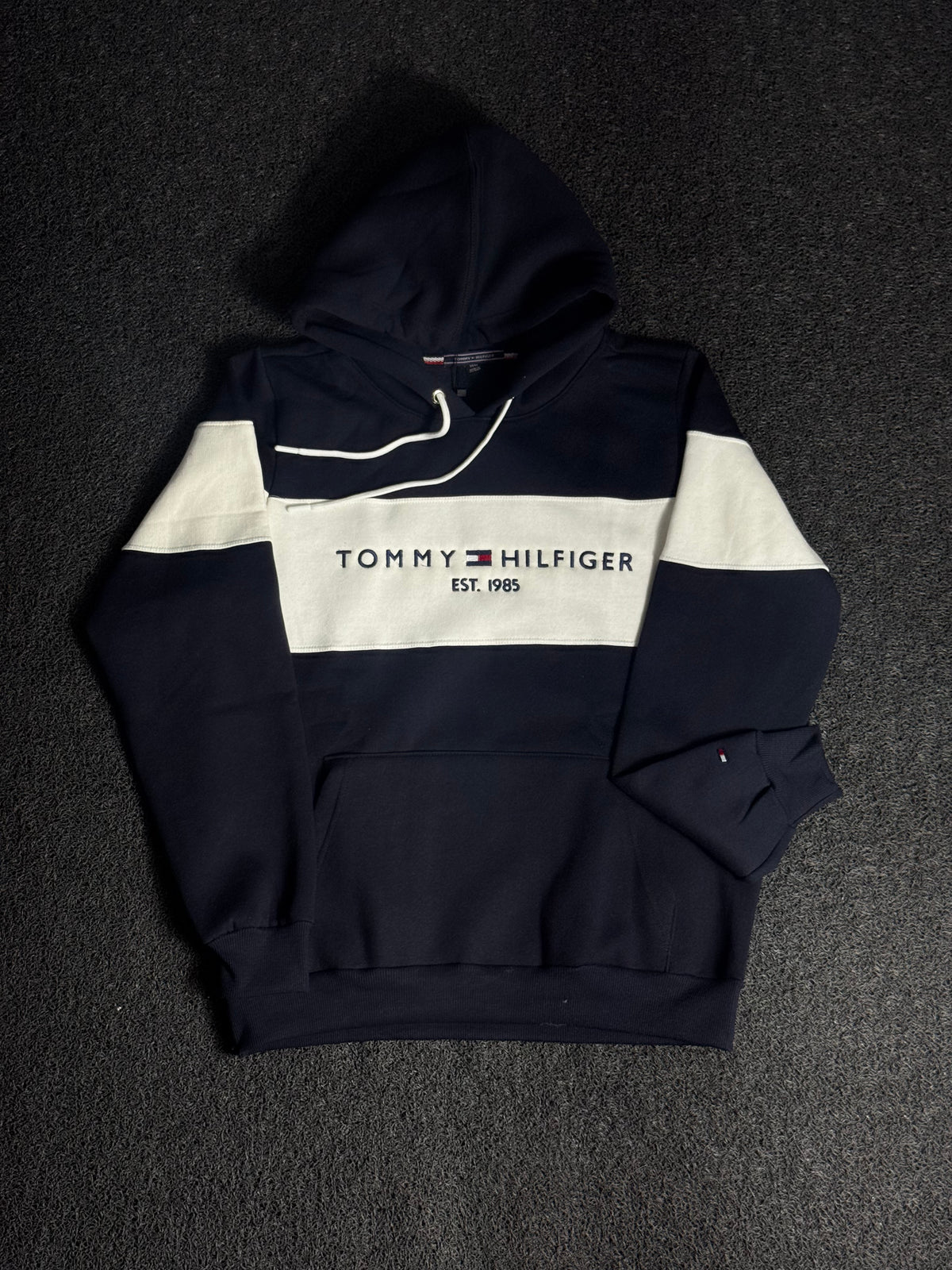 Moletom Canguru Tommy Hilfiger Masculino Azul-marinho — Conforto e Estilo