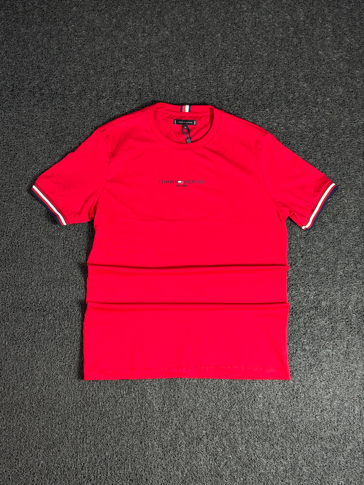 Camisa Tommy Hilfiger Masculina Vermelha — Estilo Casual